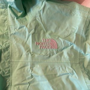 Girls Northface rain jacket 💚